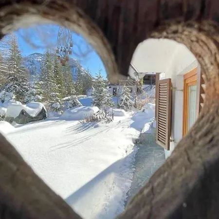 Apartment Beautiful Chalet - Ski-in & Ski-out